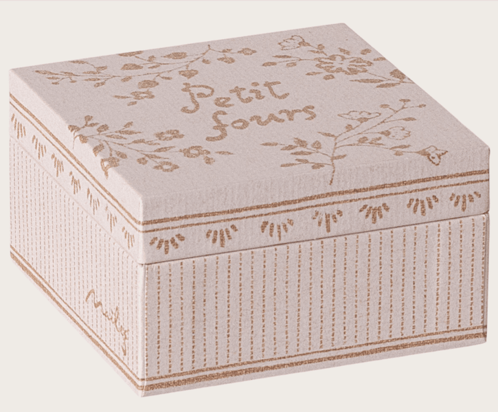 Maileg Cakes and cakestand Mini