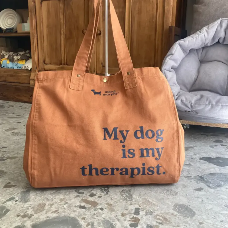 The Murphy Weekend Tote caramel/My dog Is my therapist