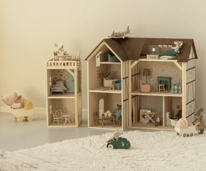 Maileg Wallpaper Mouse hole Farmhouse