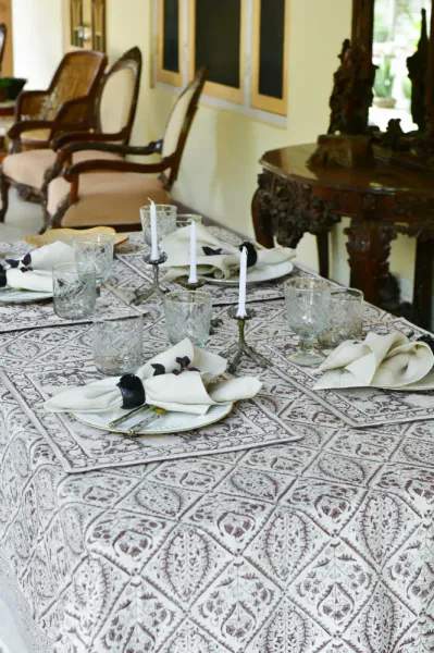 Linduk Indian Jaipur Brown 150x350