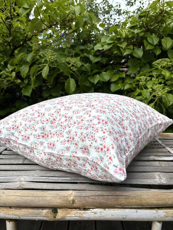 Linge Particulier Putetrekk Summer Flower